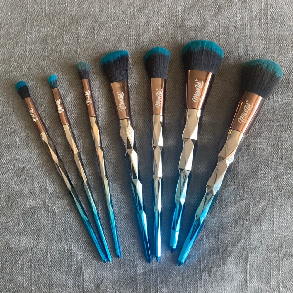 Makeup brush set